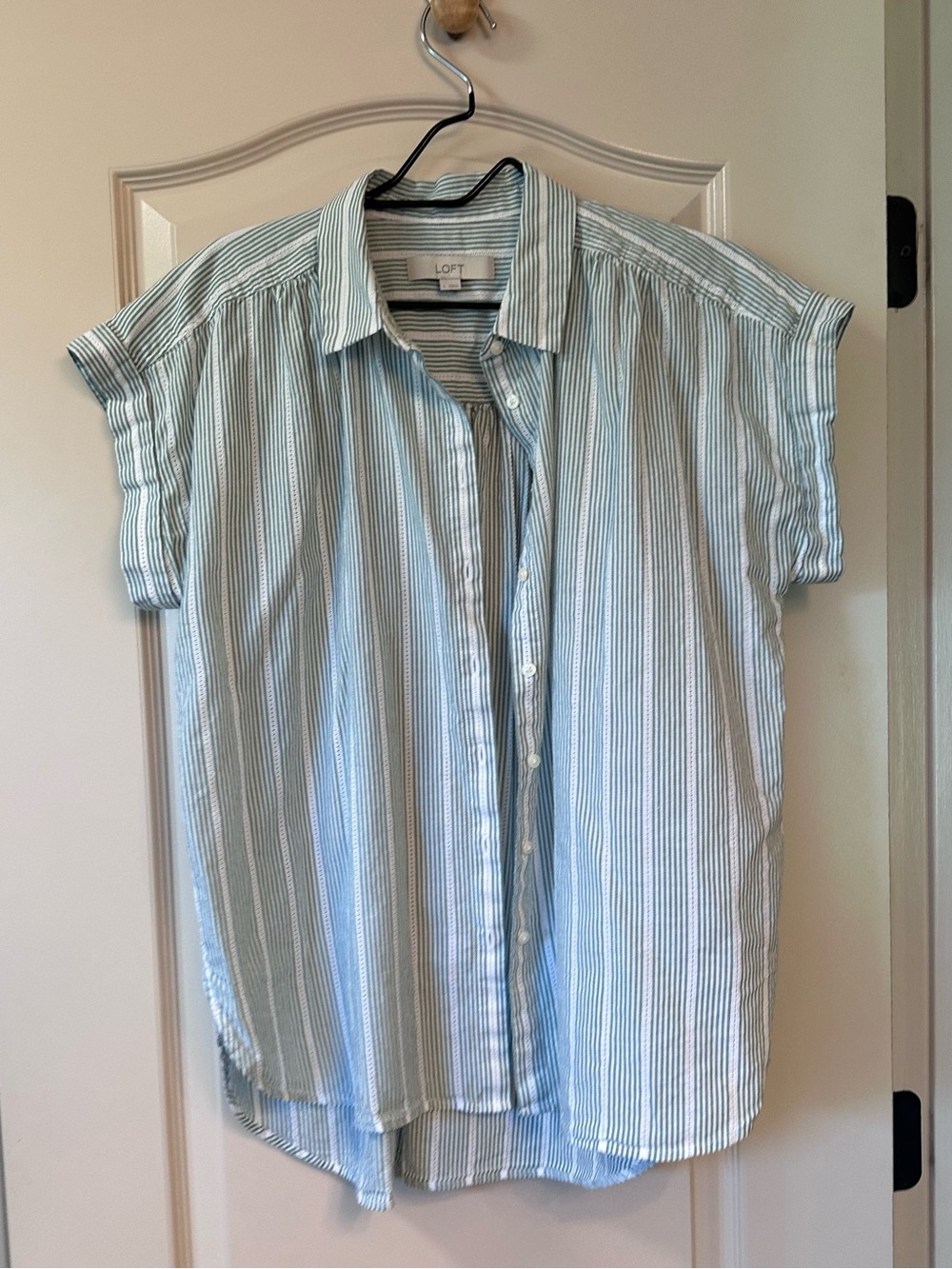 LOFT Green and White Vertical-Stripe Short-Sleeve Button-Up Shirt